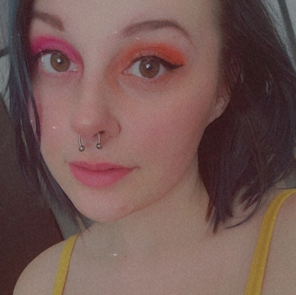 Meet your Posher, Kayla